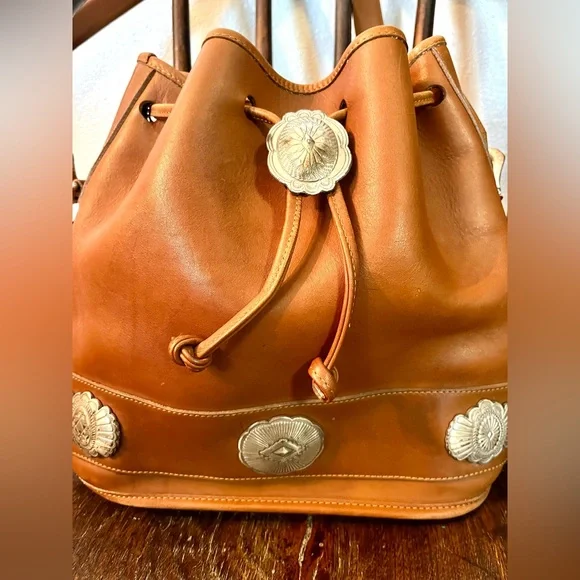 Brighton Concho Genuine Leather Bucket Bag Purse Like New - Picture 10 of 11